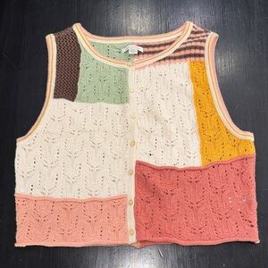 american eagle sweater vest. size medium. button up. excellent condition.